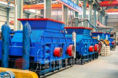 破碎河卵石、鵝卵石、青石選擇哪種機(jī)器好呢